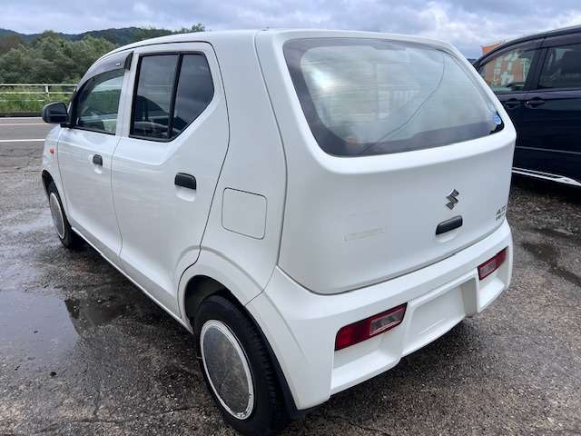 Suzuki Alto 4