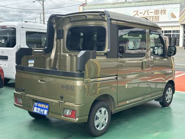 Daihatsu Hijet Deck Van 12
