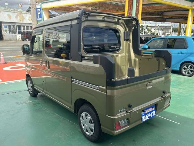 Daihatsu Hijet Deck Van 4