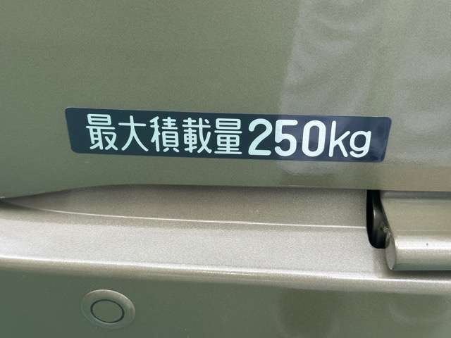 Daihatsu Hijet Deck Van 10