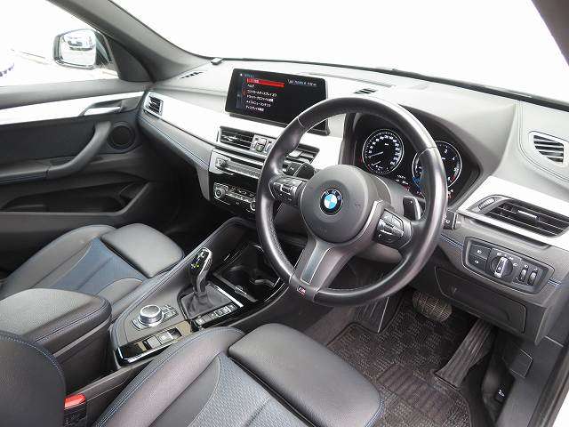 BMW X1 12