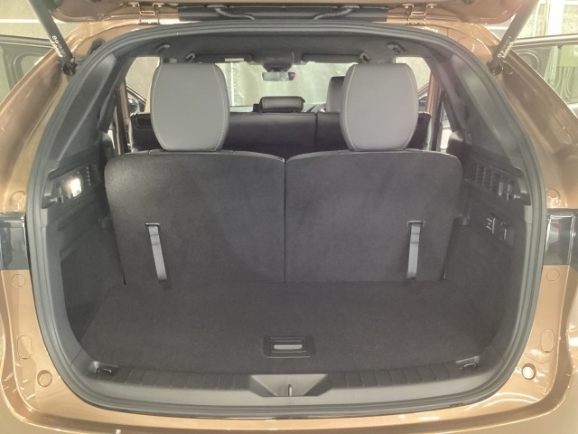 Mazda CX-80 12