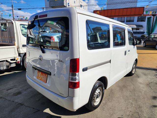 Toyota Light Ace Van 8