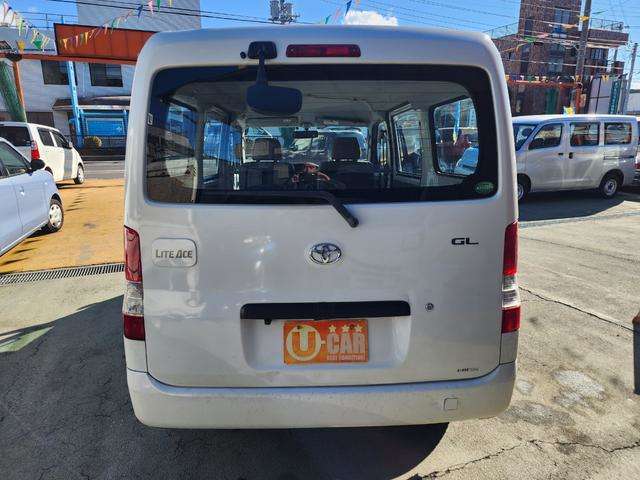Toyota Light Ace Van 9