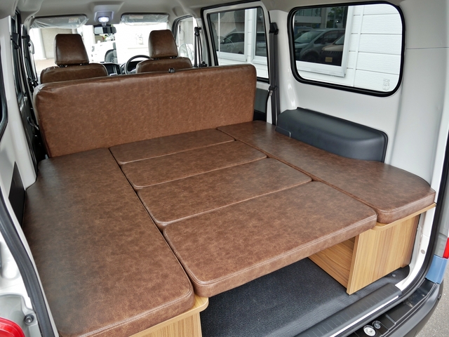 Toyota Town Ace Van 10