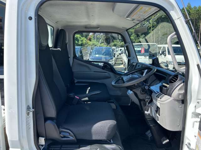 Mitsubishi Fuso Canter 12