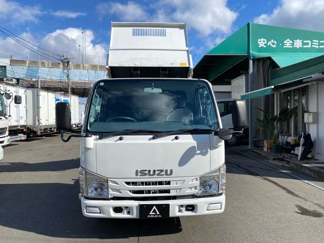Isuzu Elf 2