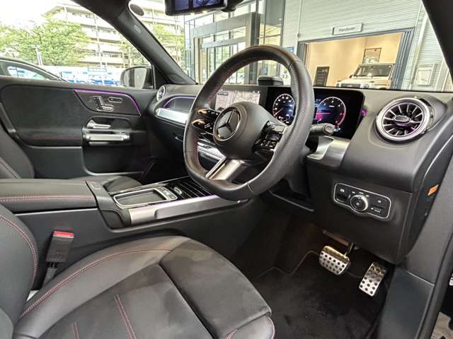 Mercedes-Benz GLB 7