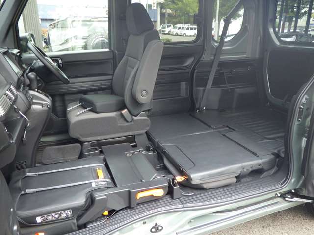 Honda N-VAN 11