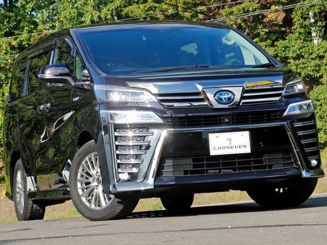 Toyota Vellfire 4