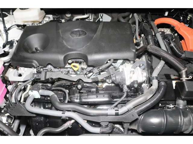 Toyota Crown Crossover 3