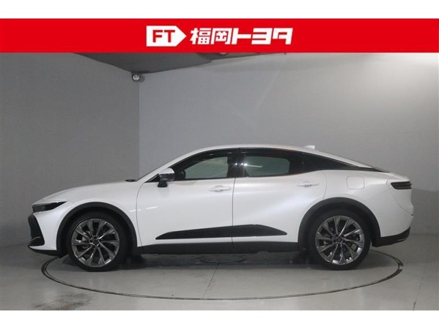 Toyota Crown Crossover 4