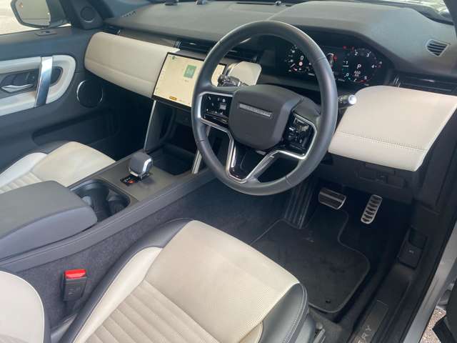 Land Rover Discovery Sport 2