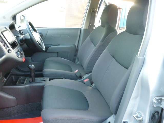 Nissan NV150 AD 8
