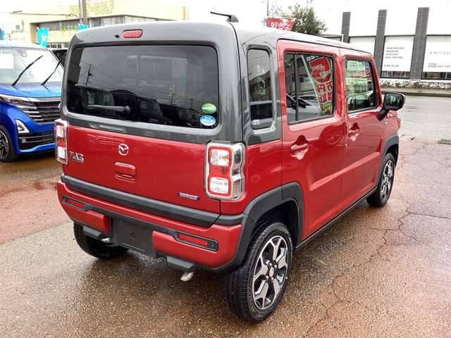 Mazda Flair Crossover 11