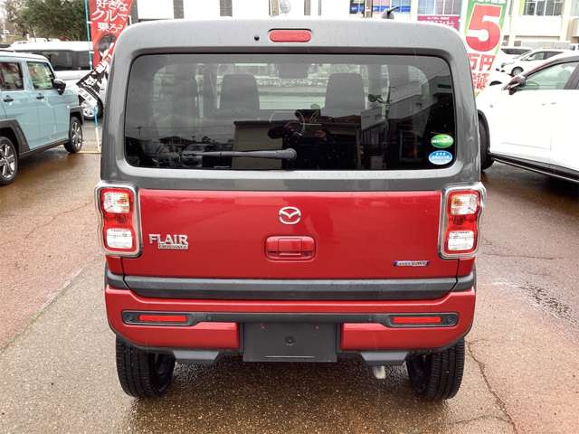 Mazda Flair Crossover 12