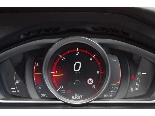 Volvo V40 Cross Country 11