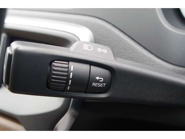 Volvo V40 Cross Country 7