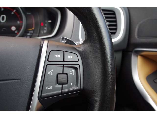 Volvo V40 Cross Country 9