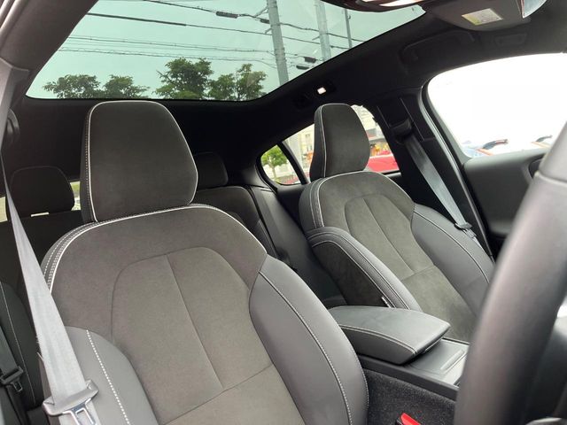 Volvo C40 12