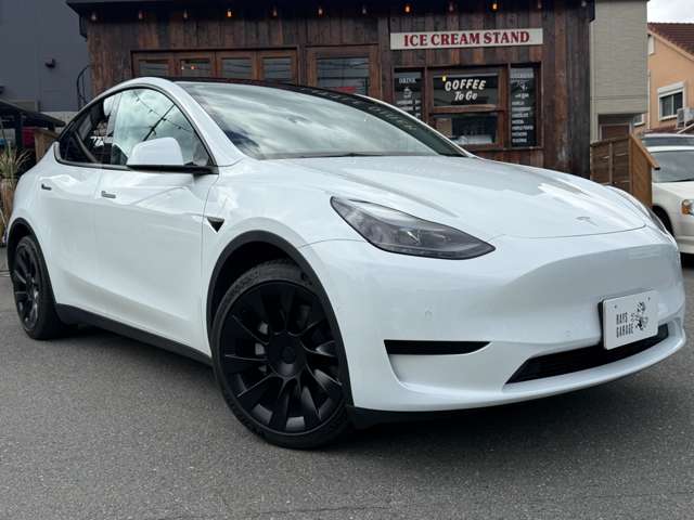 Tesla Model Y 6
