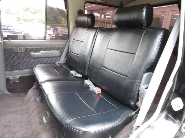 Toyota Land Cruiser Prado 12