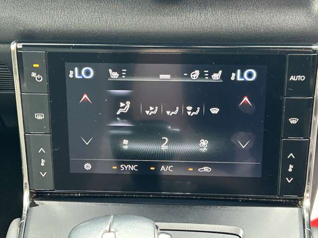 Mazda MX-30 6