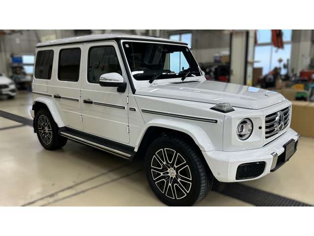 Mercedes-Benz G-Class 4
