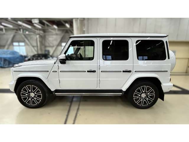 Mercedes-Benz G-Class 9