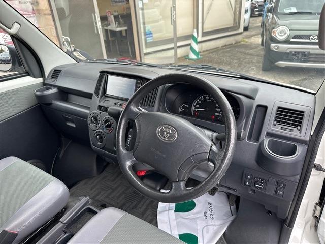 Toyota Town Ace Van 5