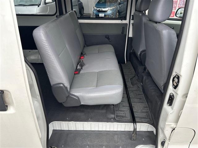 Toyota Town Ace Van 7