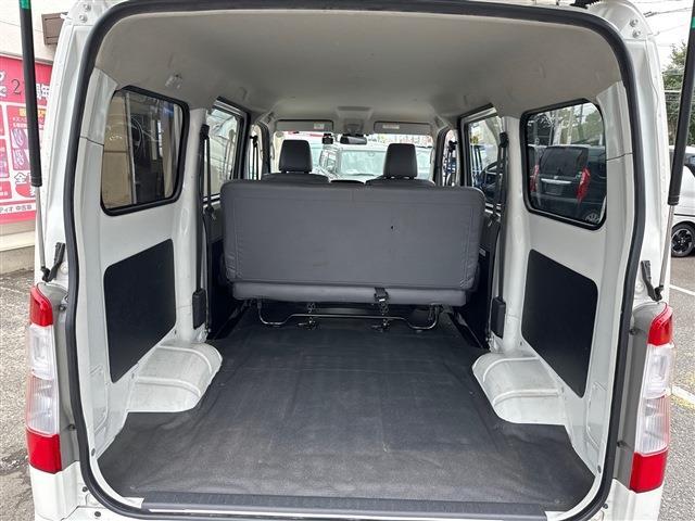Toyota Town Ace Van 10