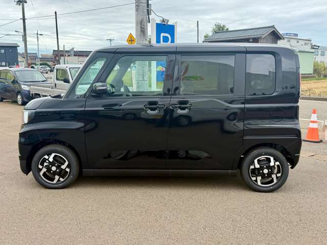 Mitsubishi Delica Mini 6