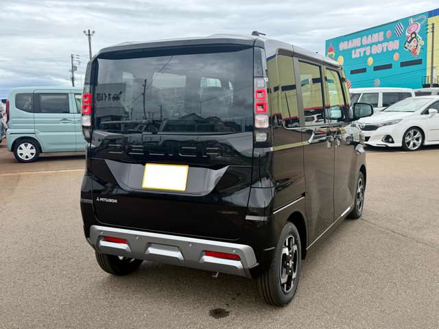 Mitsubishi Delica Mini 9