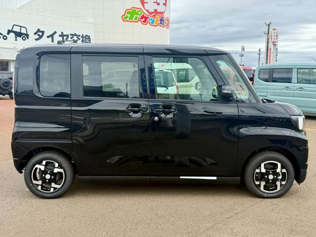 Mitsubishi Delica Mini 10
