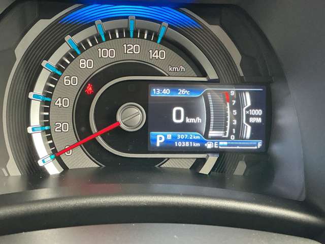Mazda Flair Crossover 7