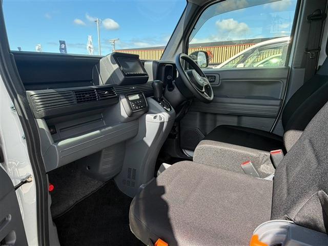 Honda N-VAN 12