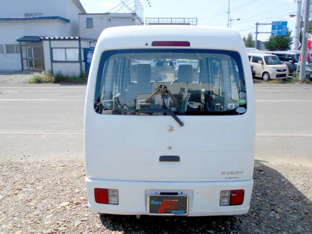 Suzuki Every 11