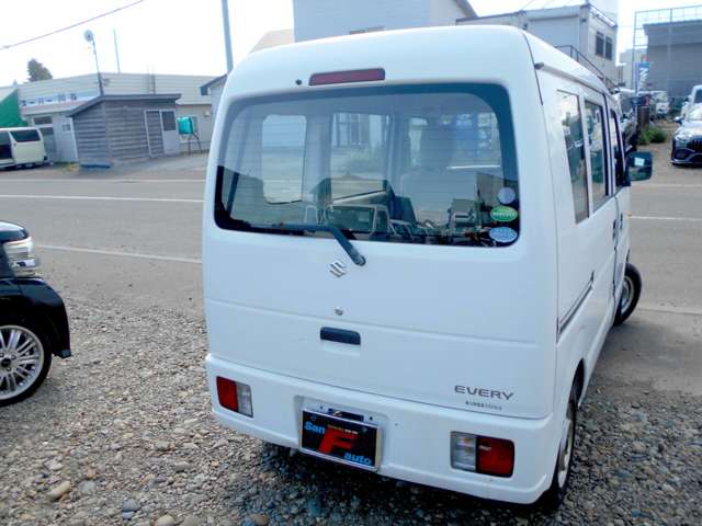Suzuki Every 12