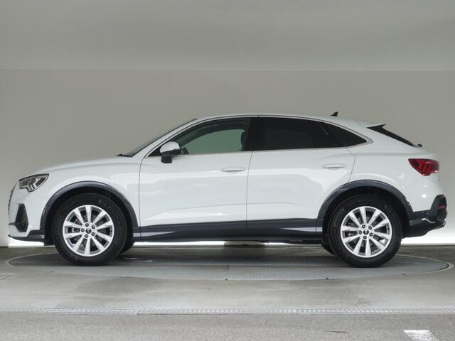 Audi Q3 Sportback 9