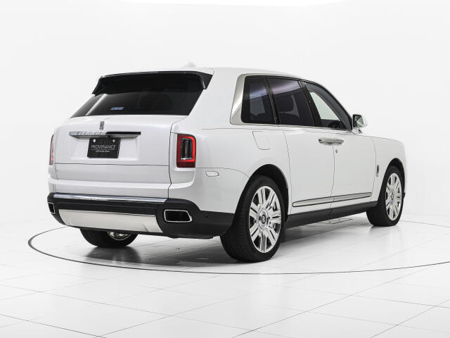 Rolls-Royce カリナン 5