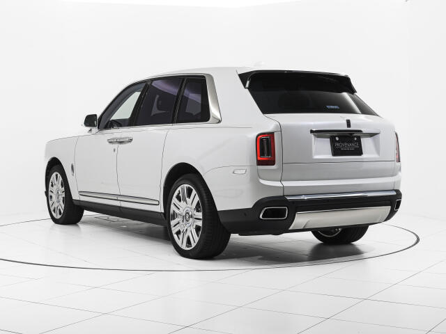 Rolls-Royce カリナン 6