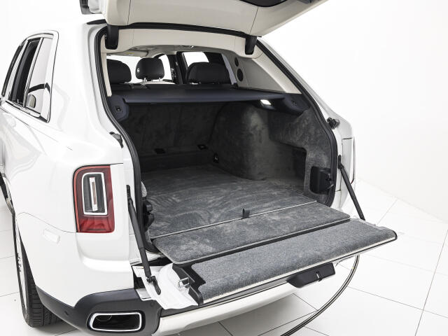 Rolls-Royce カリナン 10