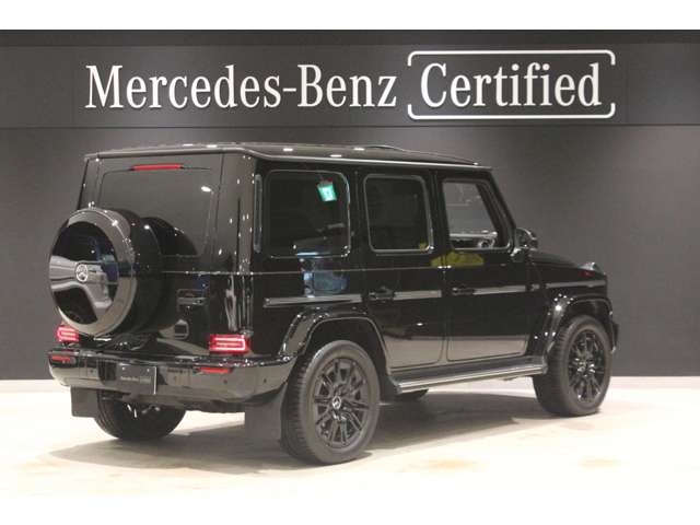 Mercedes-Benz G-Class 4