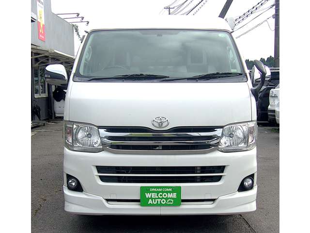 Toyota Hiace Van 2