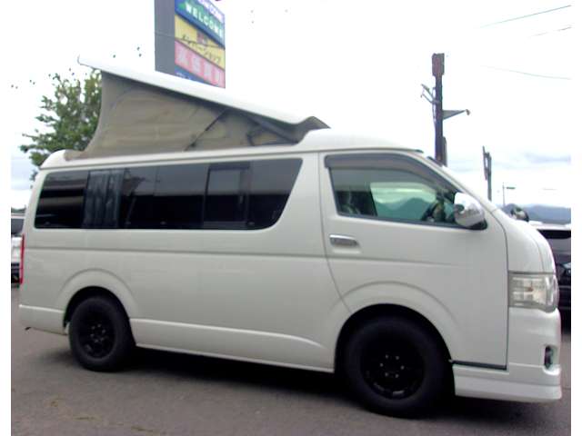 Toyota Hiace Van 10