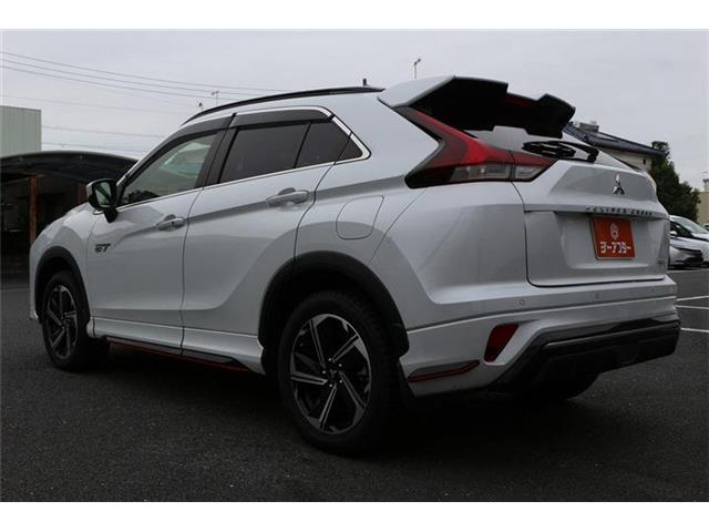 Mitsubishi Eclipse Cross 8