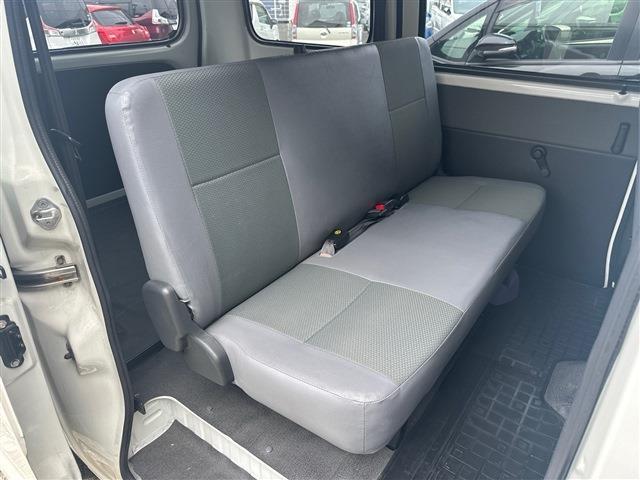 Toyota Town Ace Van 12