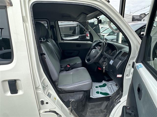 Toyota Town Ace Van 8