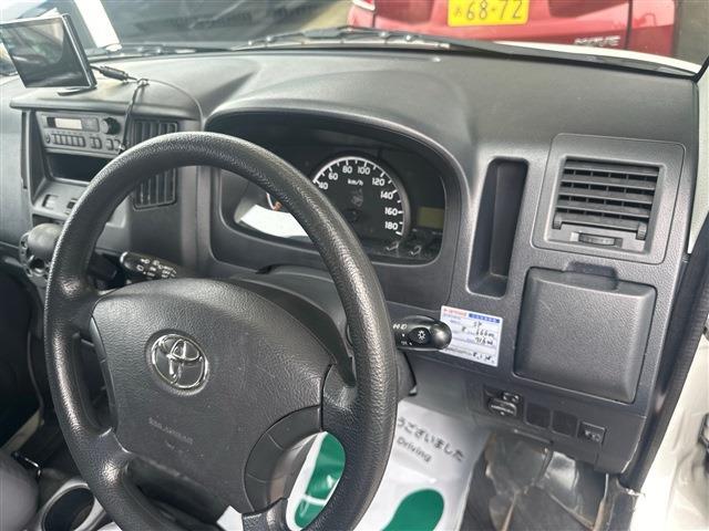 Toyota Town Ace Van 10